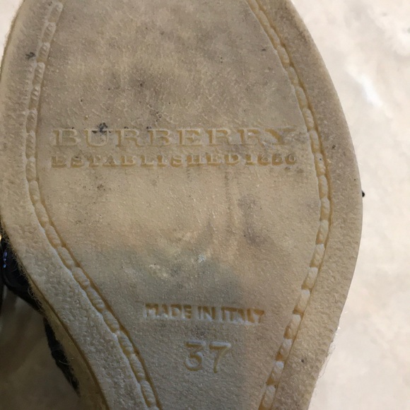 Burberry - Picture 4 of 8